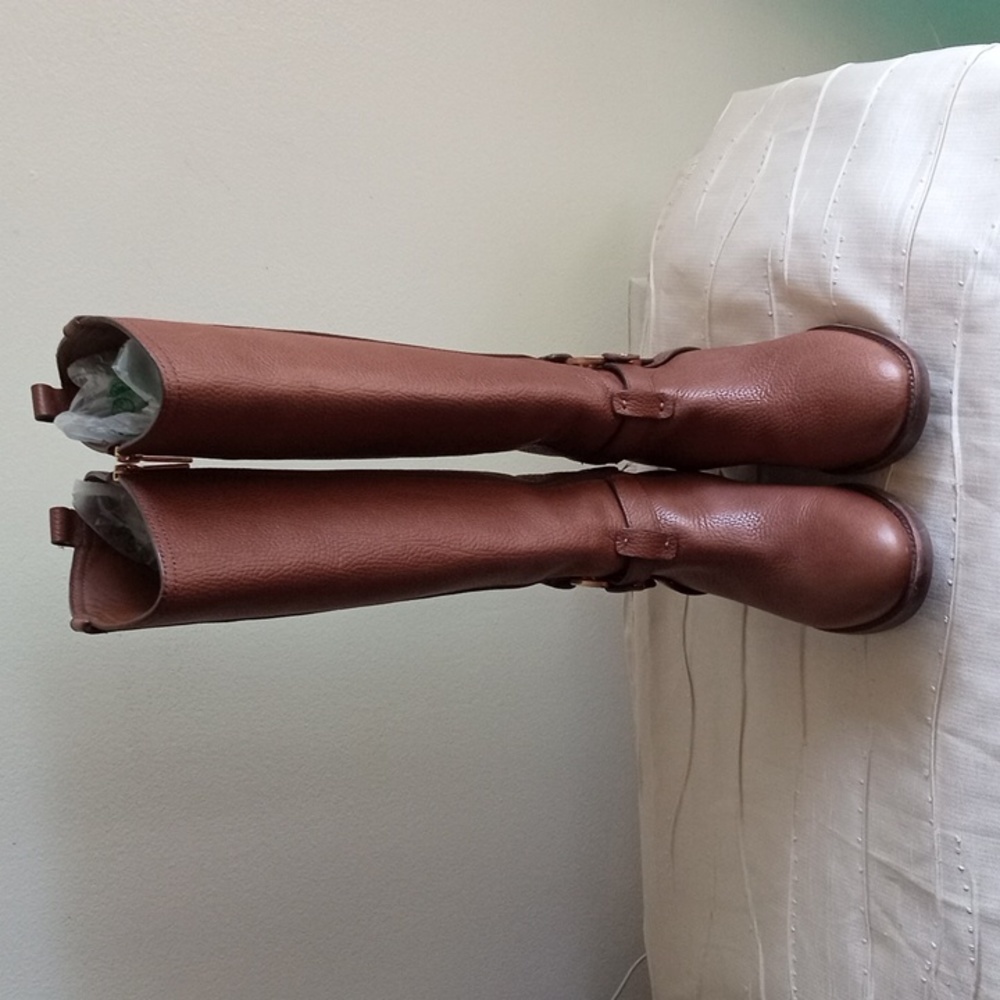 Tory Burch Amanda Boots - Picture 3 of 11